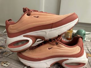 Tenis Nike Mujer Rosa y Blanco Casi Nuevos