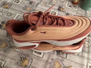 Tenis Nike Mujer Rosa y Blanco Casi Nuevos
