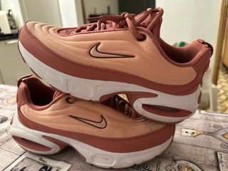 Tenis Nike Mujer Rosa y Blanco Casi Nuevos