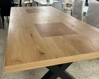 Mesa comedor madera maciza y metal