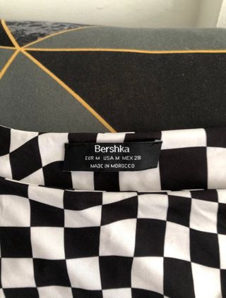 Top Bershka cuadros blanco y negro Talla M