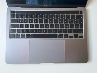 MacBook Pro 13” (2020)