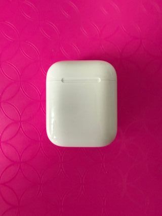 Custodia di ricarica per Apple AirPods 2