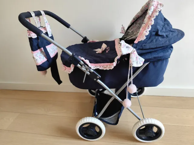 Carrito de muñecas De Cuevas