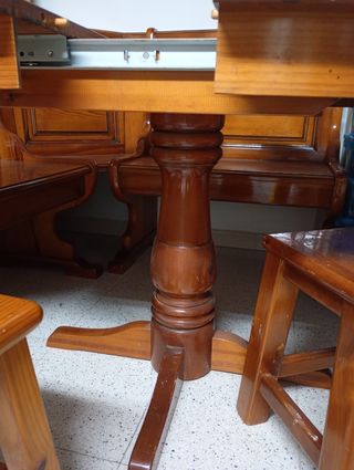 Mesa cocina extensibley rinconera de madera maciza