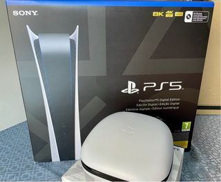 PlayStation PS5 Digital + Mando Sony Edge