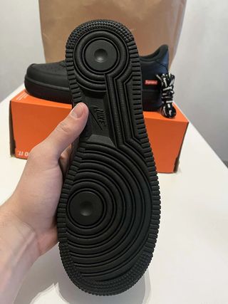 Nik݉e A݉ir Fo݉rce 1 Low Supreme negro Eu 38