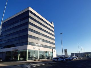 Oficina en alquiler en Orcoyen