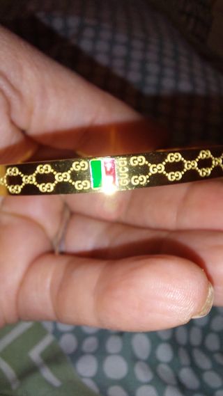 Bracciale rigido ovale