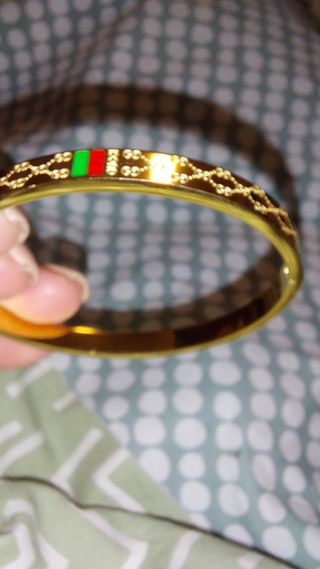 Bracciale rigido ovale
