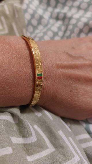 Bracciale rigido ovale