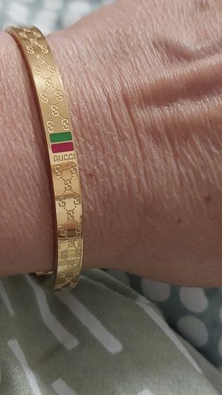 Bracciale rigido ovale