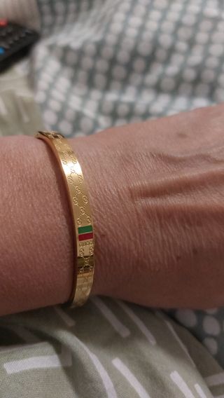 Bracciale rigido ovale