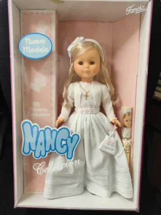 Muñeca Nancy Comunión en su caja, sin abrir 