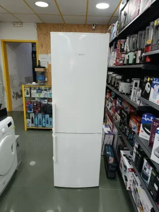 Nevera Combi Bosch no Frost bajo consumo 