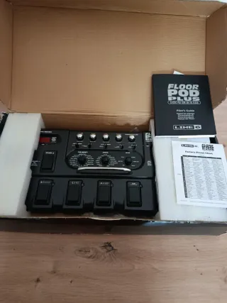 Pedalera guitarra Line 6 Floor Pod Plus