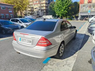 Mercedes-Benz Clase C 2003