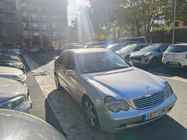Mercedes-Benz Clase C 2003