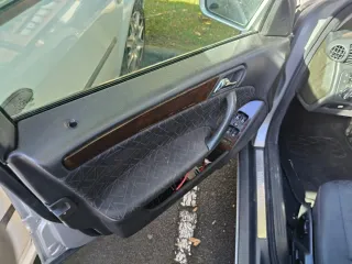 Mercedes-Benz Clase C 2003