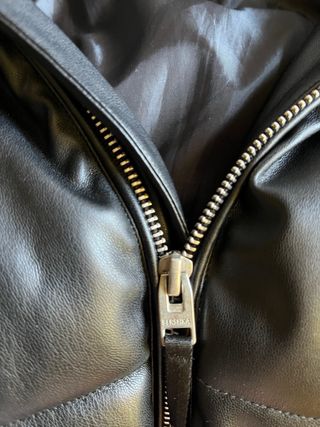Cazadora Puffy Bershka Negra