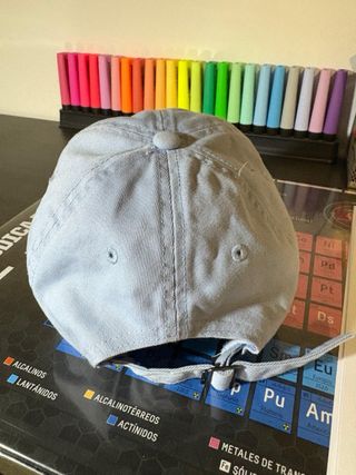 Gorra Nike de tela azul y blanca