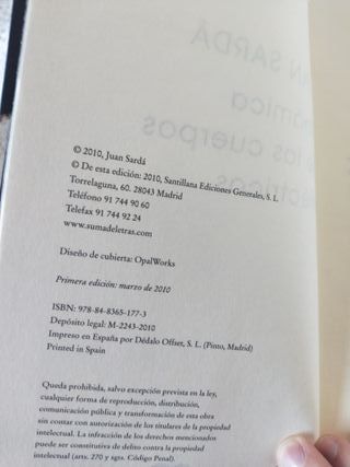 Libros variados adultos jóvenes