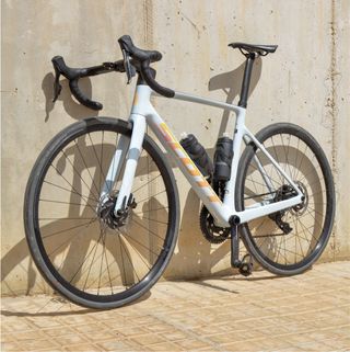 Adhesivos SCOTT - AURORA Holográfico (Vineticshop)