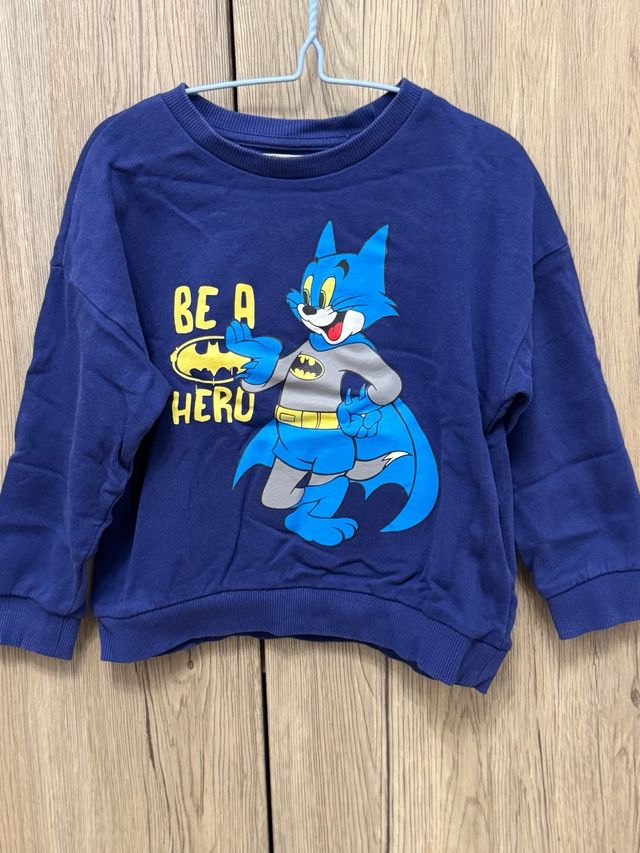 Sudadera azul con dibujo de Batman