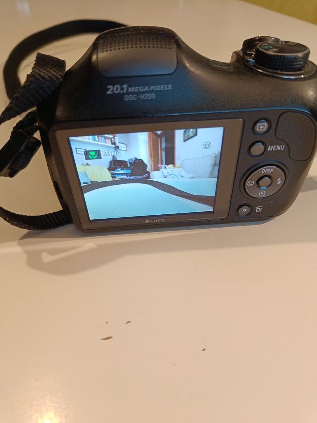Cámara Sony DSC-H200 Negra