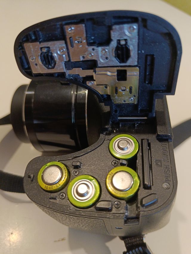 Cámara Sony DSC-H200 Negra