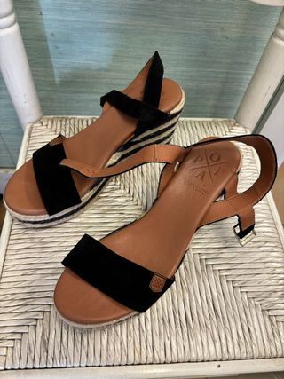 Cuñas Popa negras y marrones