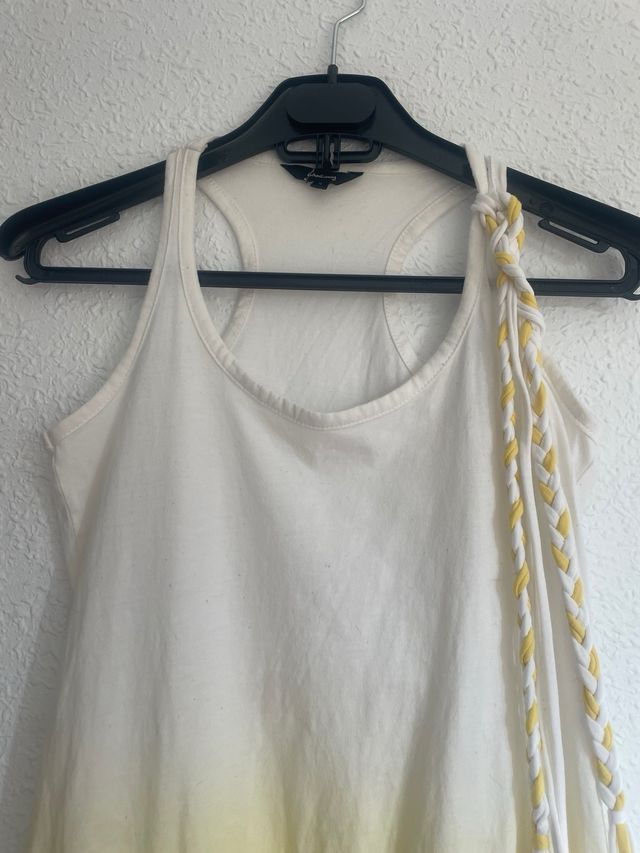 Camiseta degradado amarillo y blanco