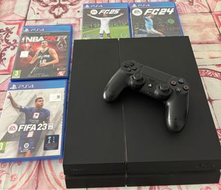 PS4 Negra + Mando + 4 juegos