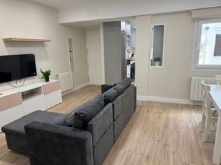 Piso en alquiler en Universidad - Los Lirios en Logroño