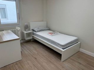 Piso en alquiler en Universidad - Los Lirios en Logroño