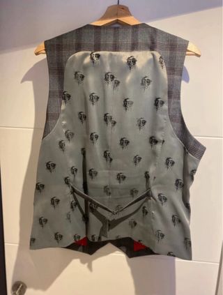 Traje hombre tres piezas marca Twisted Tailor