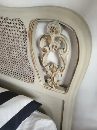 Cabecero madera y ratán beige/dorado