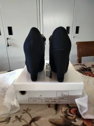Scarpe donna con zeppa nera taglia 40