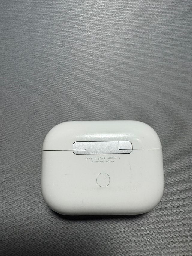 Apple AirPods Pro con Custodia di Ricarica