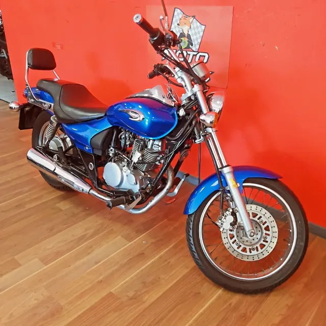 Kawasaki Eliminator BN 125