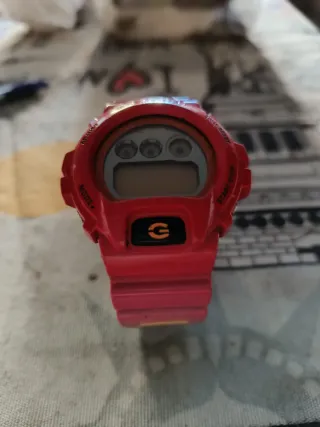 Reloj Casio G-Shock DW-6900CR Rojo