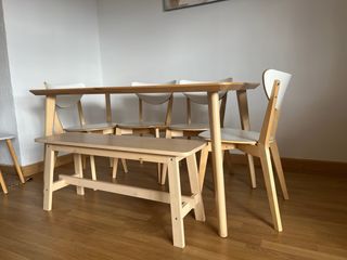 Mesa comedor madera con 4 sillas y banco