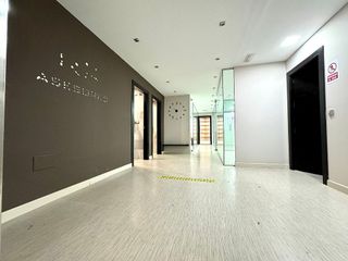 Oficina en alquiler en Centro en Almería
