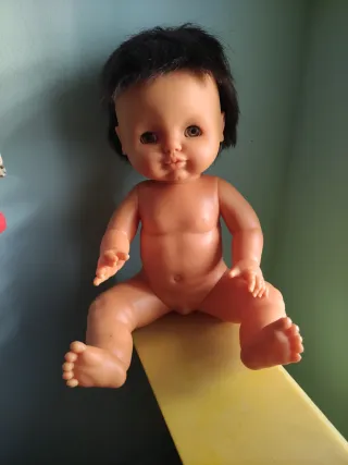 Muñeco Famosa bebé