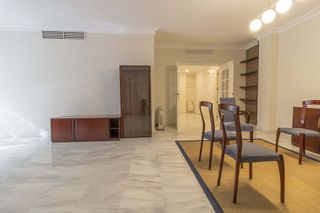 Piso en alquiler en El Porvenir en Sevilla