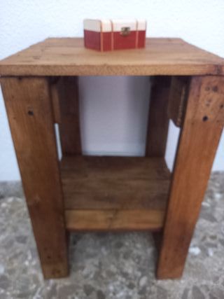 Conjunto rústico sillón y mesa de madera