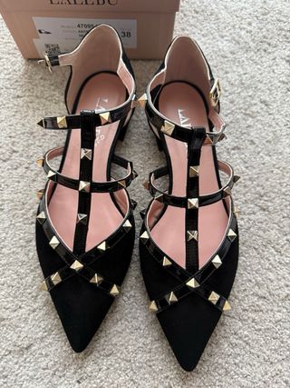 Zapatos planos negros tachuelas Talla 38