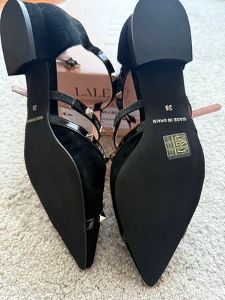 Zapatos planos negros tachuelas Talla 38