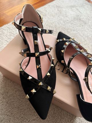 Zapatos planos negros tachuelas Talla 38