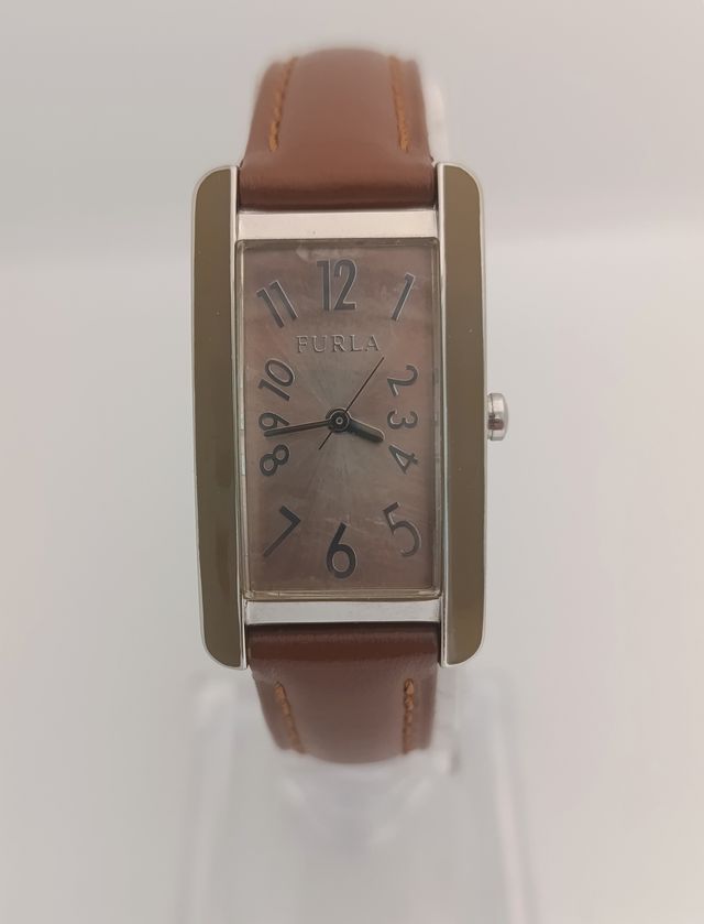 Reloj Furla Correa Marrón y Esfera Dorada